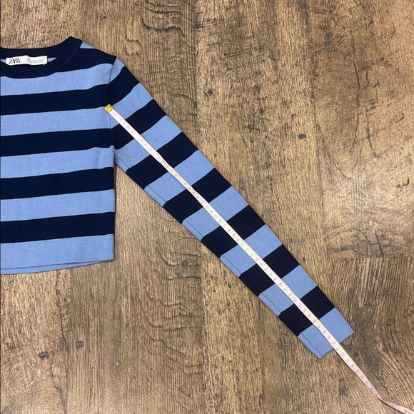 Zara Navy and Light Blue Striped Crop Long Sleeve Tee - Picture 7 of 7